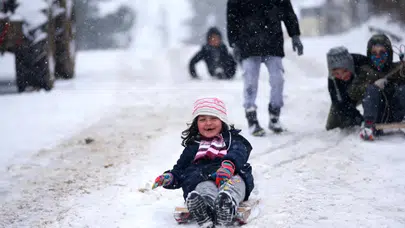 Salı günü hangi illerde okullar tatil? İşte eğitime ara verilen iller