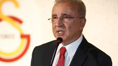 Ünal Aysal Kimdir? Hayatı, Kariyeri ve Serveti Hakkında Bilgiler