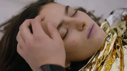 Taşacak Bu Deniz dizisinde Eleni ölüyor mu? Ava Yaman diziden ayrılacak mı?