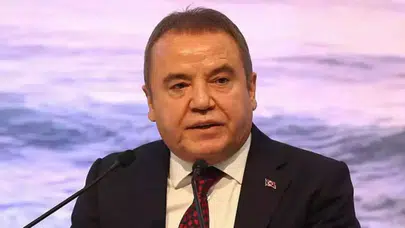 Muhittin Böcek yeniden hastaneye kaldırıldı