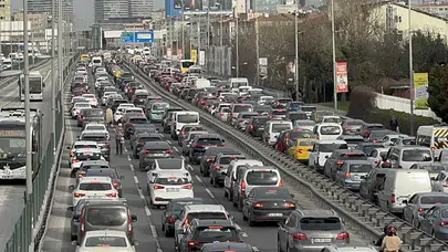 İstanbul'da iftar öncesi trafik yoğunluğu yüzde 89'a ulaştı