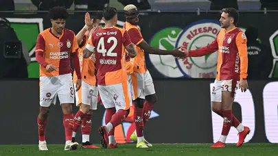 Galatasaray'da Osimhen ve Icardi Aynı Anda İlk 11'de Mi Yer Alacak?
