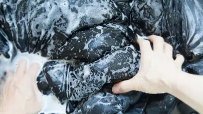 Şişme Montlar Nasıl Yeniden Pofuduk Hale Getirilir?