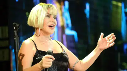 Sezen Aksu, Veliaht Dizisi İçin Zafer Karslı Karakterine Özel Bir Şarkı Besteledi Mi?