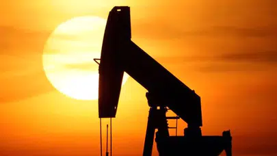 Brent petrolün varil fiyatı 85 doları aştı