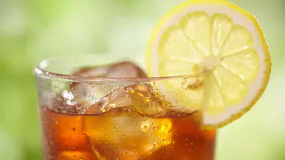 Şekerli İçeceklerin Gençlerde Kaygıyı Artıran Etkileri Neler Olabilir?