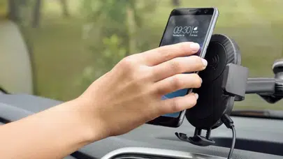 Ön cama telefon koymanın yasak olup olmadığı 2026 yılında ne şekilde düzenleniyor?