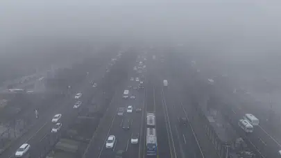İstanbul'da Yoğun Sis Haliç Köprüsü'nü Nasıl Etkiledi?
