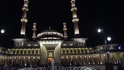 Millet Camii'nde Kadir Gecesi Özel Yayını Kanal D'de Canlı Olarak Yayınlanacak