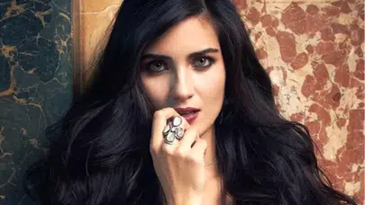 Tuba Büyüküstün kimdir, hangi projelerde yer aldı? Tuba Büyüküstün neden gündemde?