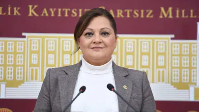 Burcu Köksal kimdir, kaç yaşında ve nereli? Kariyeri nasıl şekillendi?