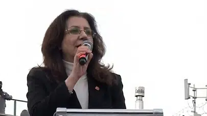 Ümit Özer Kimdir ve Neden İstifa Etti?