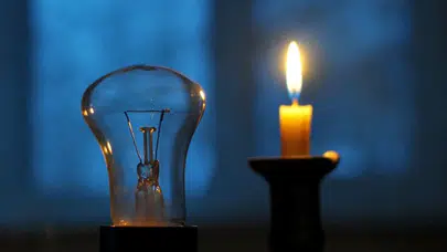 İstanbul'da 22 İlçede 9 Saat Sürecek Elektrik Kesintisi Neden Olacak?
