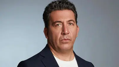 Emre Kınay kimdir, kaç yaşında ve nereli? Evli mi, çocuğu var mı?