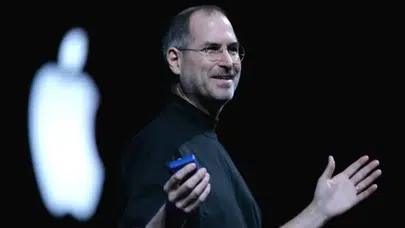 Apple’ın vizyoner kurucusu ve teknoloji dünyasını değiştiren isim: Steve Jobs kimdir?