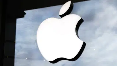Apple katlanabilir telefon dünyasına giriş yapıyor! iPhone Fold için geri sayım başladı