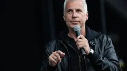 Organizatör John Giddings kimdir, kaç yaşında ve nereli? Hangi sanatçılarla çalıştı, Manifest iddiası doğru mu?