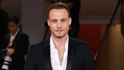 Kerem Bursin'in çocukluk hayali gerçek oldu : Adı RAMS Park'ta