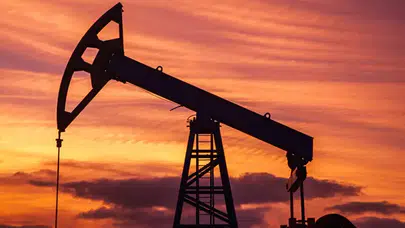 Petrolde sert düşüş neden yaşandı? Hürmüz Boğazı gelişmesi piyasaları nasıl etkiledi?