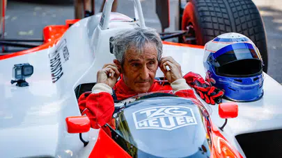 Formula 1 yarışçısı Alain Prost'un evi soyuldu, başından yaralandı