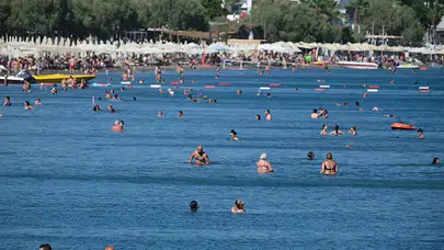 Bodrum sahillerinde bayram yoğunluğu yaşanıyor