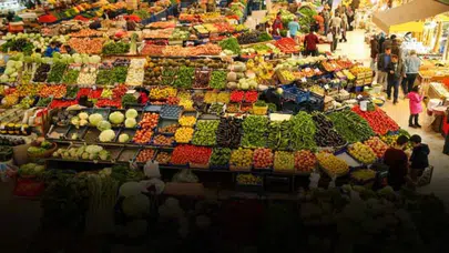 Domates fiyatları neden bu kadar yükseldi? Esnaf ve vatandaş ne düşünüyor?