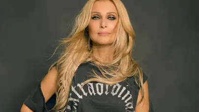 Yunan Şarkıcı Natasa Theodoridou İstanbul Hakkında Neler Söyledi?