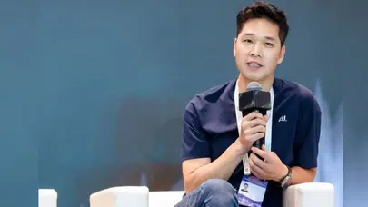 BlueFocus CEO'su Fei Pan: Yapay Zeka ile Pazarlama Nasıl Yeniden Şekillendiriliyor?