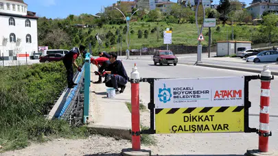 Kocaeli'de Korkuluk Montajı ve Bakım Çalışmaları Yapılıyor