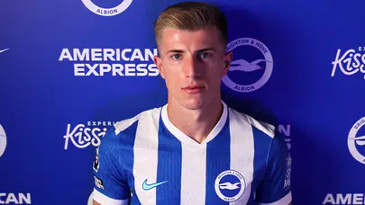 Brighton, Costinha'yı renklerine bağladı