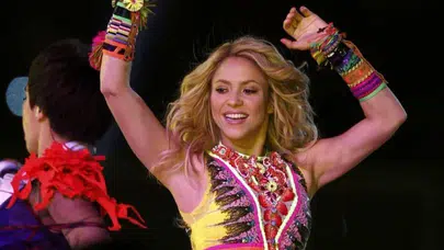 Dünya Kupası'nda sahne alan Shakira rekor kırdı