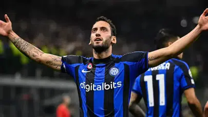 Inter, Hakan Çalhanoğlu ile Yeni Sözleşme İmzalamayacak mı?