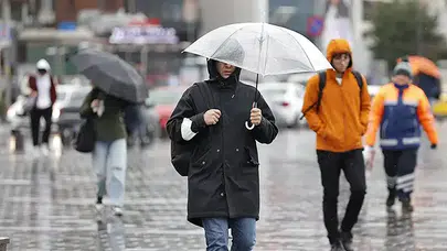 İstanbul'a yağmur geliyor: Sıcaklıklar 6 derece birden düşecek