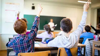 2025-2026 eğitim öğretim yılı okullar ne zaman kapanıyor ve karne günü ne zaman?