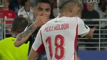 Almiron neden kırmızı kart gördü ve Paraguay 10 kişi mi kaldı?
