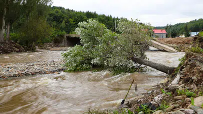 Meteoroloji Genel Müdürlüğü'nden 21 il için ani sel ve su baskını uyarısı