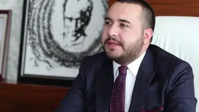 Oğuzhan Beker kimdir, mesleği ne? Adnan Beker'in oğlu kaç yaşında, nereli ve sevgilisi kimdir?