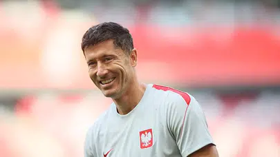 Fenerbahçe, Robert Lewandowski ile Anlaşma Sağladı mı? Transfer Gelişmeleri Neler?