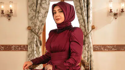 Burak Özçivit ve Sibel Taşçıoğlu Aynı Dizide: Anne-Oğul Rolü Gündem Oldu