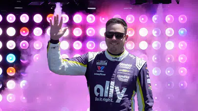 Alex Bowman, 2027'de emekli olma kararını neden aldı?