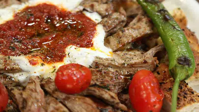 Kebabın başkentleri belli oldu : Damak çatlatan lezzet noktaları bir bir sıralandı