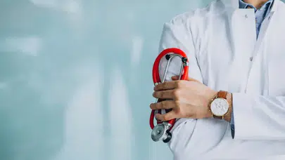 Uzman doktor maaşı ne kadar oldu? Temmuz zammı sonrası uzman doktorlar ne kadar maaş alacak?