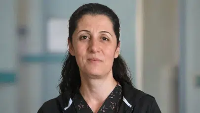 25 Aralık Devlet Hastanesi'nde acı kayıp: Hemşire Ayla Çiçek yaşamını yitirdi