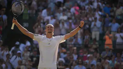 Alexander Zverev ile Arthur Fery, Wimbledon'da yarı final biletini aldı