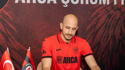 31 yaşındaki kaleci Erhan Erentürk, Çorum FK’ya transfer oldu