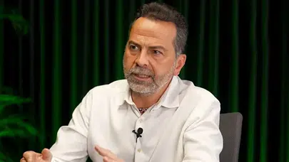 Nasuh Mahruki kimdir ve 15 Temmuz paylaşımı neden soruşturma açıldı?