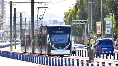 İzmir'de 15 Temmuz'da toplu taşıma ücretsiz mi? 15 Temmuz'da İZBAN bedava mı?