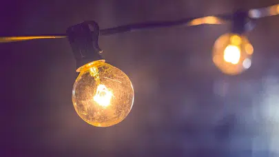 İstanbul'da Perşembe günü hangi ilçelerde elektrik kesintisi yaşanacak? Elektrikler ne zaman gelecek?