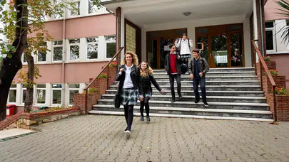 LGS tercihleri için geri sayım başladı : İşte İstanbul, Ankara ve İzmir'in en iyi liseleri