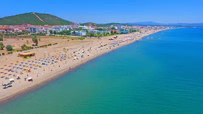 Ayvalık, mavi bayraklı plaj sayısında Balıkesir'in lideri olmaya devam ediyor